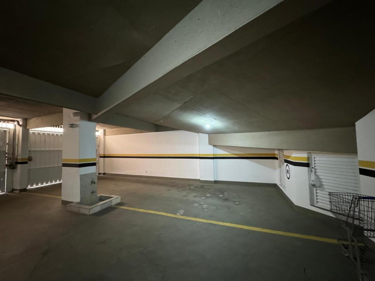 Bc Apto Com 1 Mais 02 Quartos,cozinha, Lavanderia, Sala De Estar E Jantar , Sacada Com Churrasqueira A Carvao E Duas Garagens Privativas Apartment Balneario Camboriu